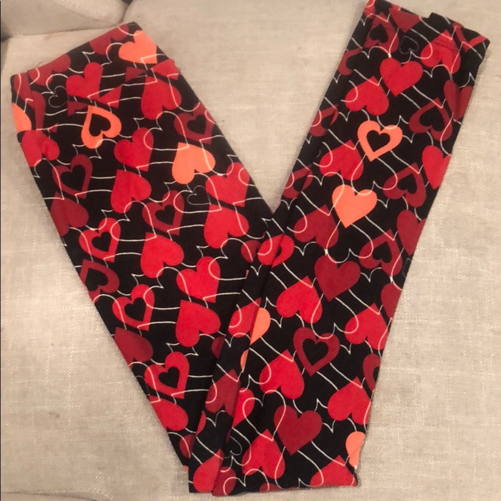 Lularoe kids leggings L/XL Valentine’s hearts